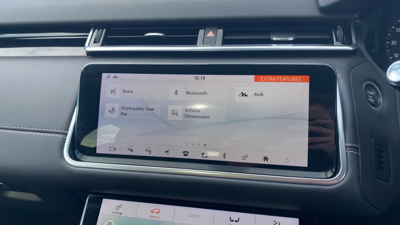 Land Rover Range Rover Velar 3.0 D300 R-Dynamic HSE 5dr Auto Diesel Estate